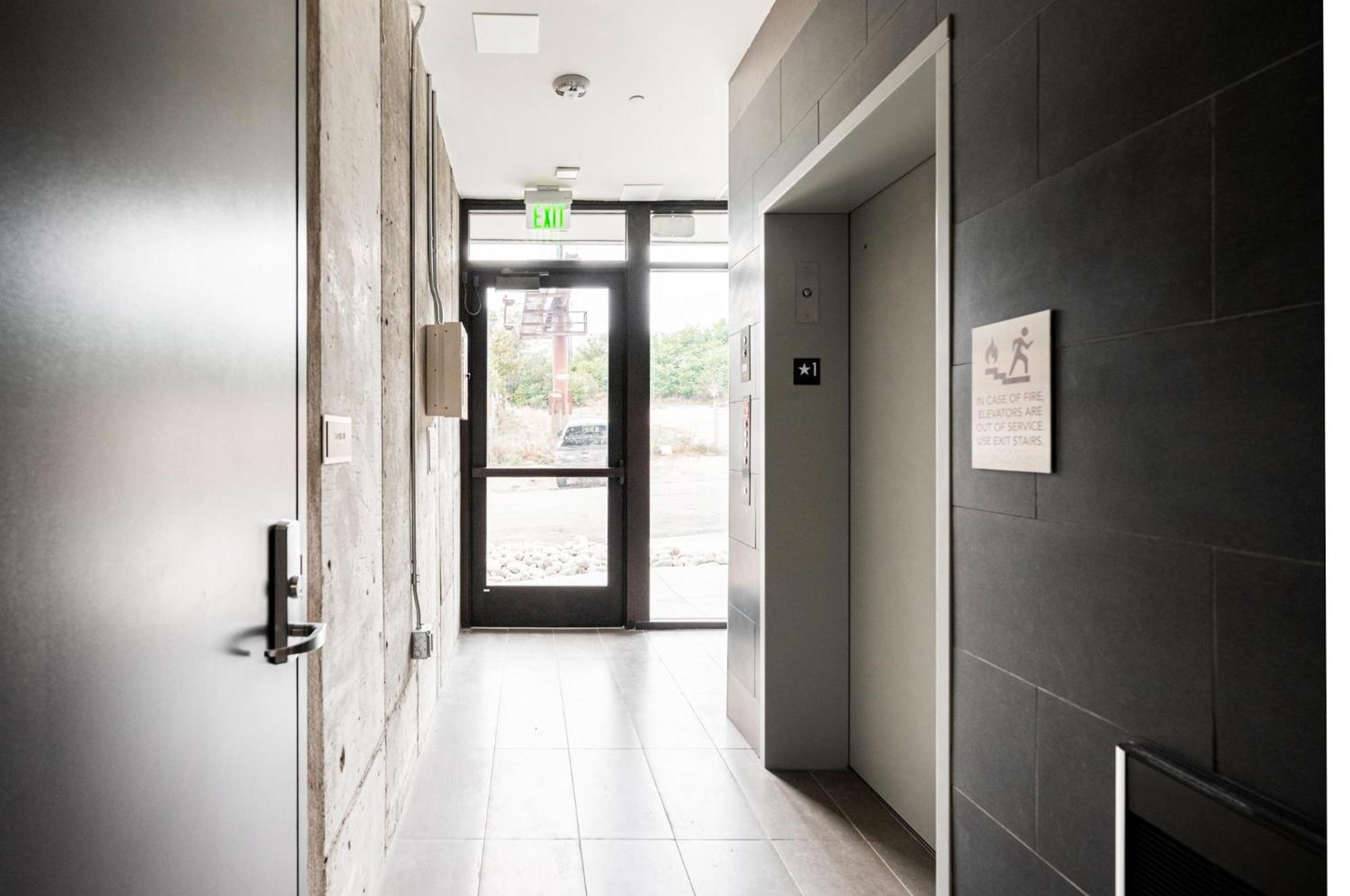 Gameday Oasis - Private Balcony - Jefferson Park - Tesoro Villa Denver Luaran gambar